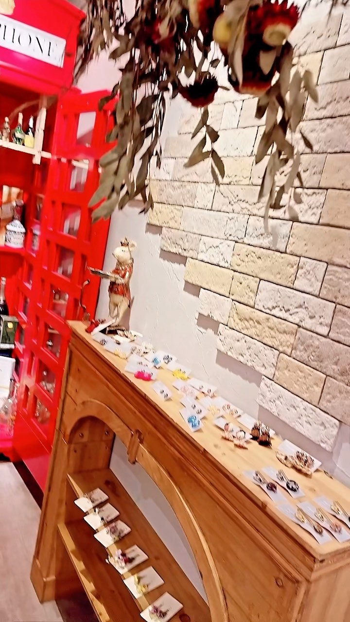 BAR FOLIAGE の店内 5